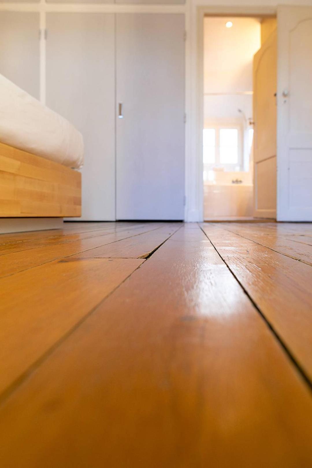 La Plume Aux Pieds Du Parvis Saint Jean Apartment Dijon Exterior foto